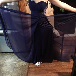 Beautiful, Cross-back blue formal gown
